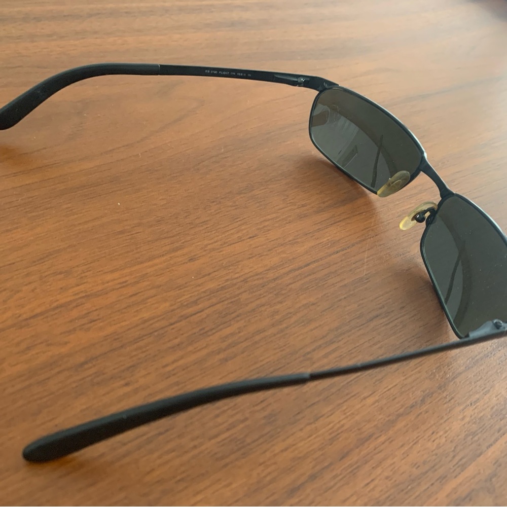 Ray-Ban Black Sunglasses - Picture 4 of 7
